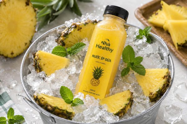 Nước ép dứa nguyên chất uống lạnh ngon hơn