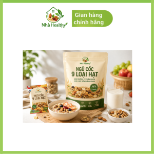 ngũ cốc 9 loại hạt Nhà Healthy dạng túi lớn và gói 25g đặt cạnh bát ngũ cốc cùng sữa và các loại hạt tự nhiên trên bàn gỗ.Pha ngũ cốc như thế nào đúng cách để giữ trọn dinh dưỡng